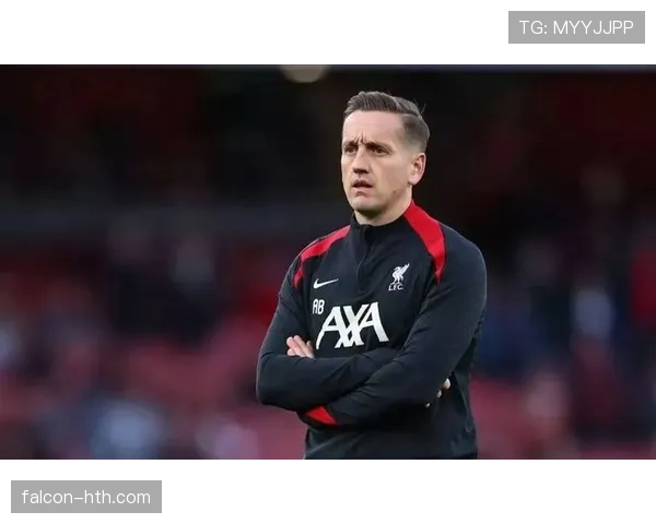 利物浦高位压迫失灵,防线漏洞频现影响争冠形势 利物浦高位压迫失灵,防线漏洞频现影响争冠形势