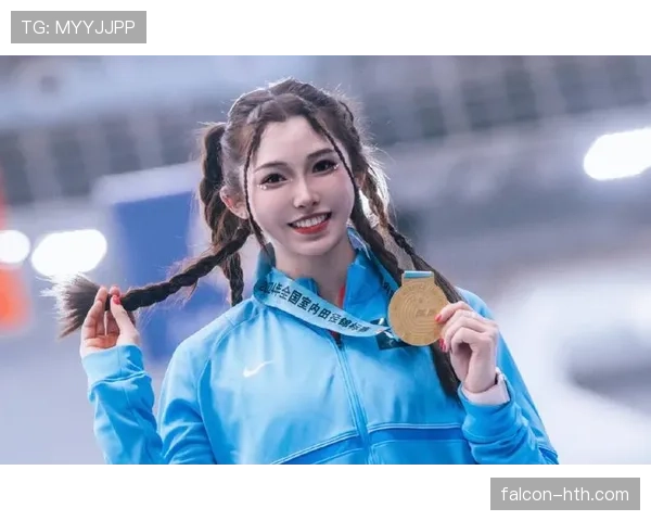 吴艳妮赛前喝冰美式像打卡上班